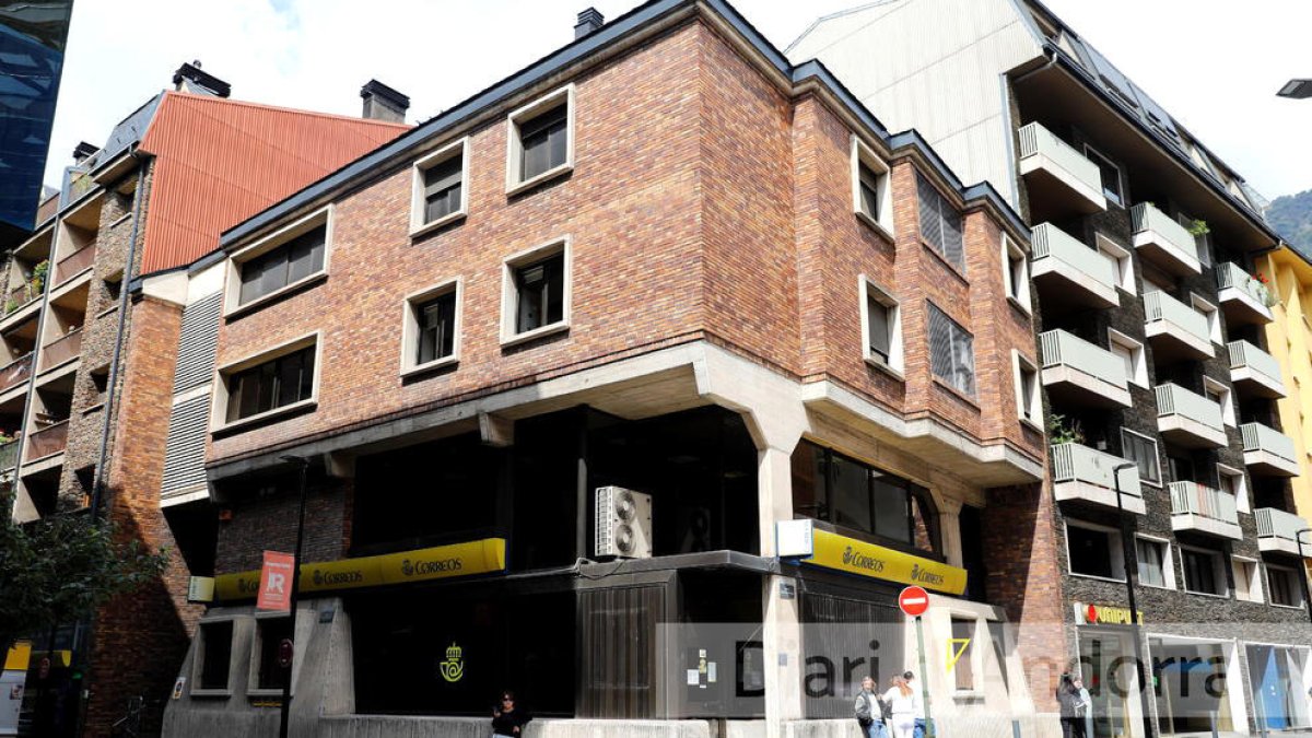 L'oficina de Correos a la capital.