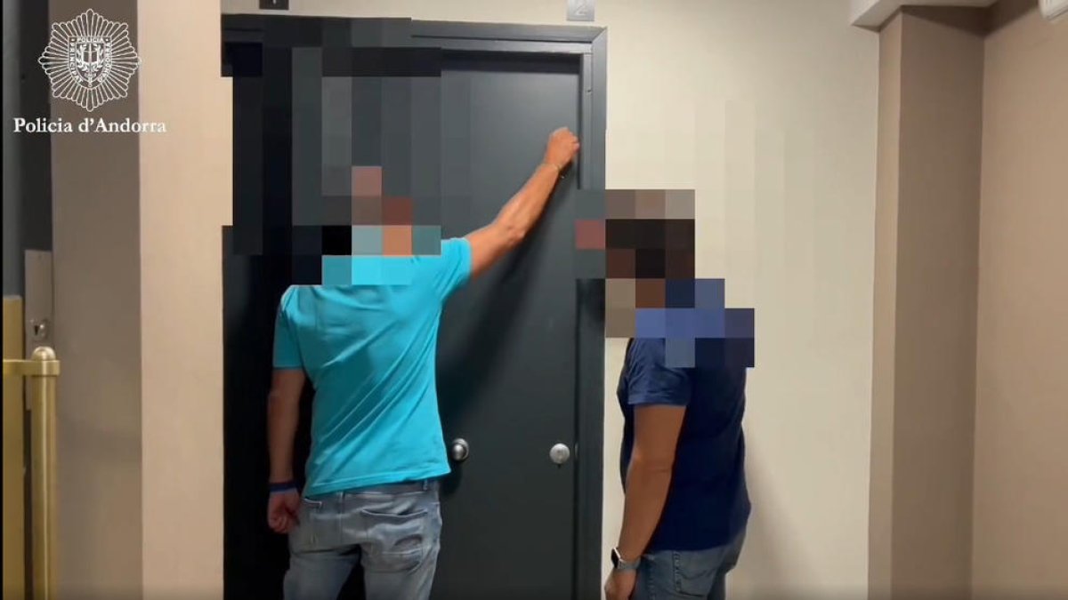 Consells de la policia per evitar furts durant l'estiu