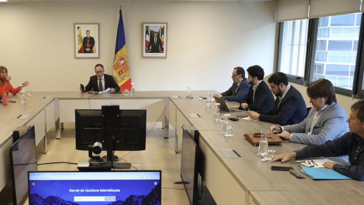 Espot i Marsol amb els representants dels grups parlamentaris