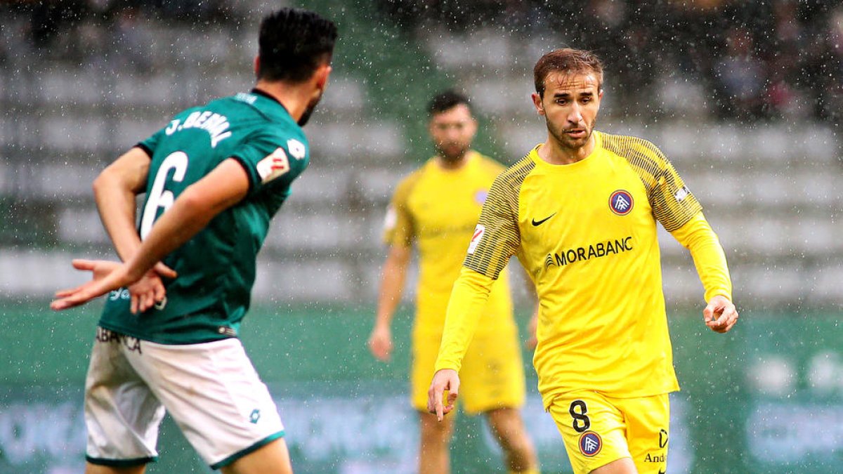 Samper, en un moment del partit a A Malata.