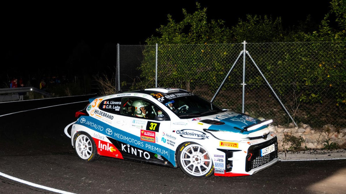 Albert Llovera i Claudi Ribeiro van abandonar.