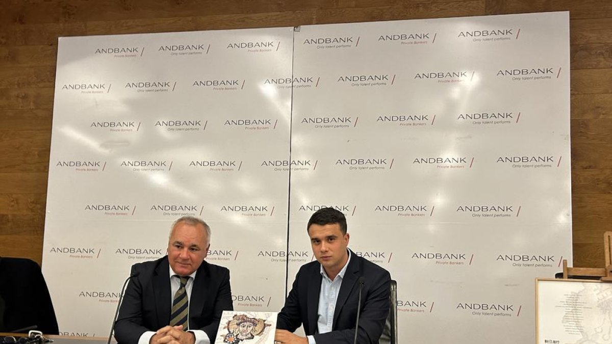 L'editor i el CEO del web a la presentació d'aquest matí.