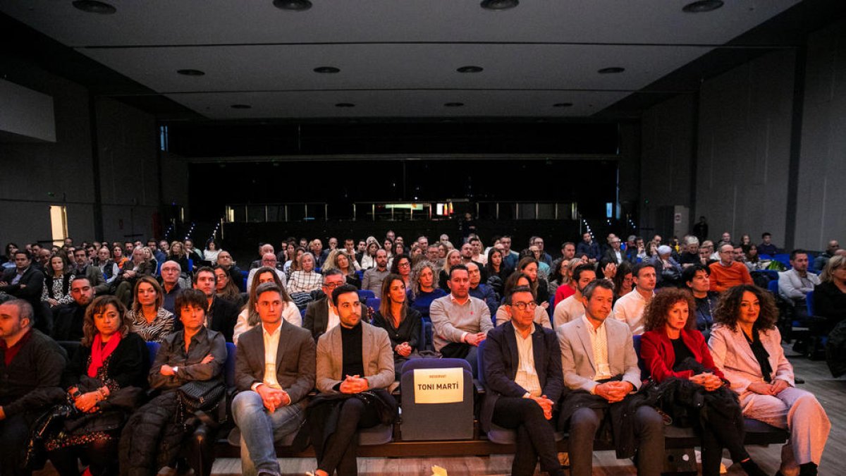 La formació va reservar una butaca per a Toni Martí.