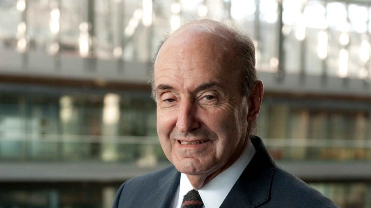 Miquel Roca i Junyent