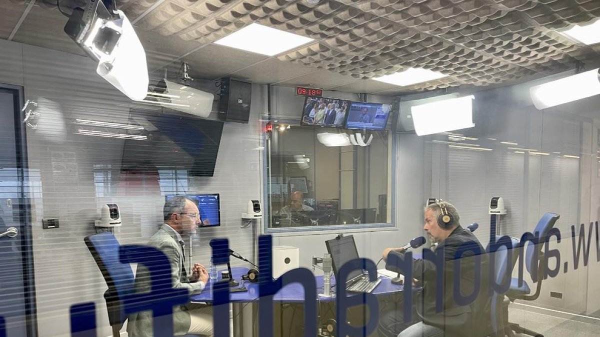 Xavier Espot en l'entrevista a RNA aquest matí