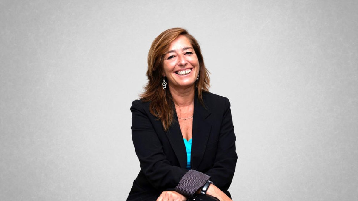 Stella Canturri, responsable de Formació, Comerç i Turisme de la Cambra.
