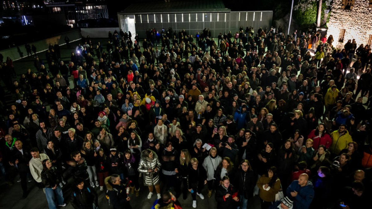 Protesta de mig miler de persones