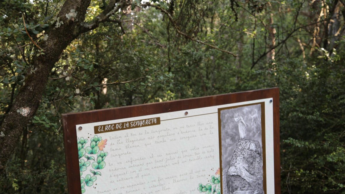 Rètol al camí de la Senyoreta.