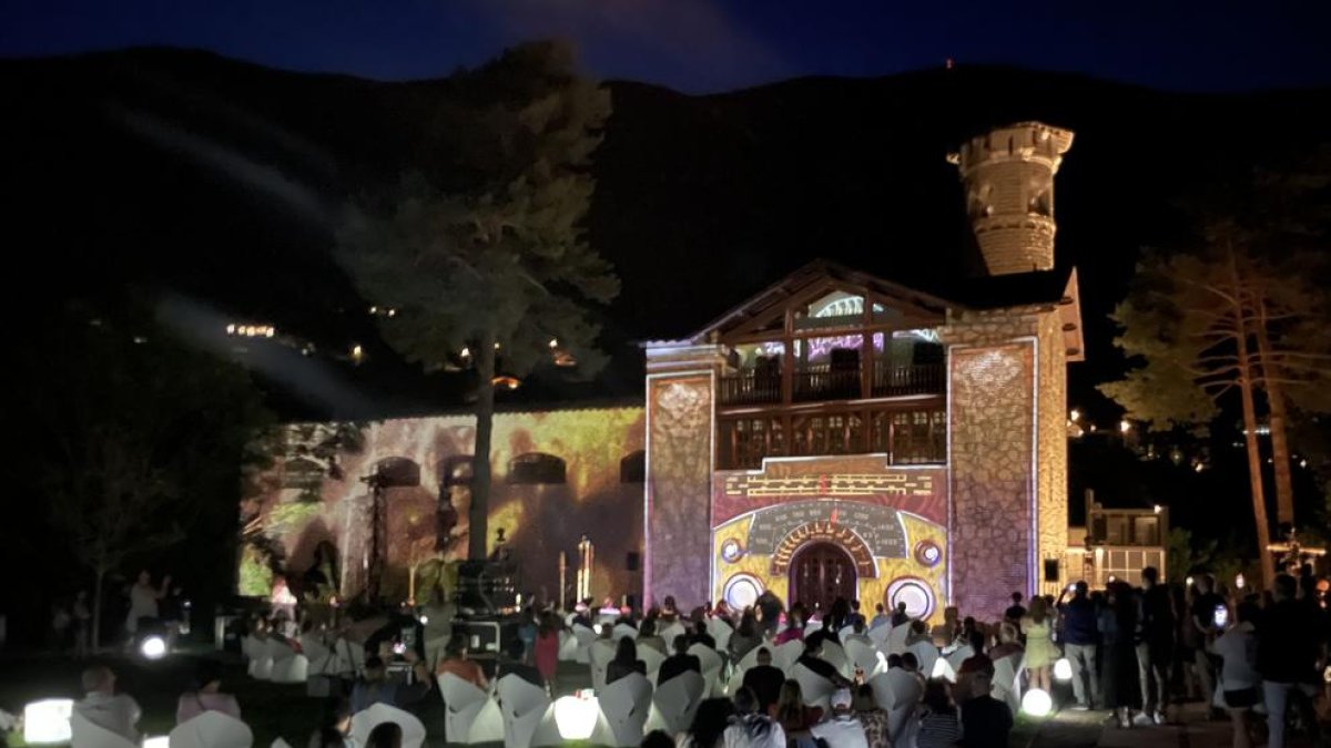 Un dels moments de la projecció anit a Ràdio Andorra