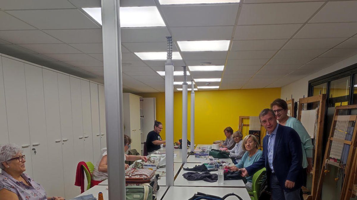 El cònsol major, Josep Majoral, va visitar les plantes ja reformades.