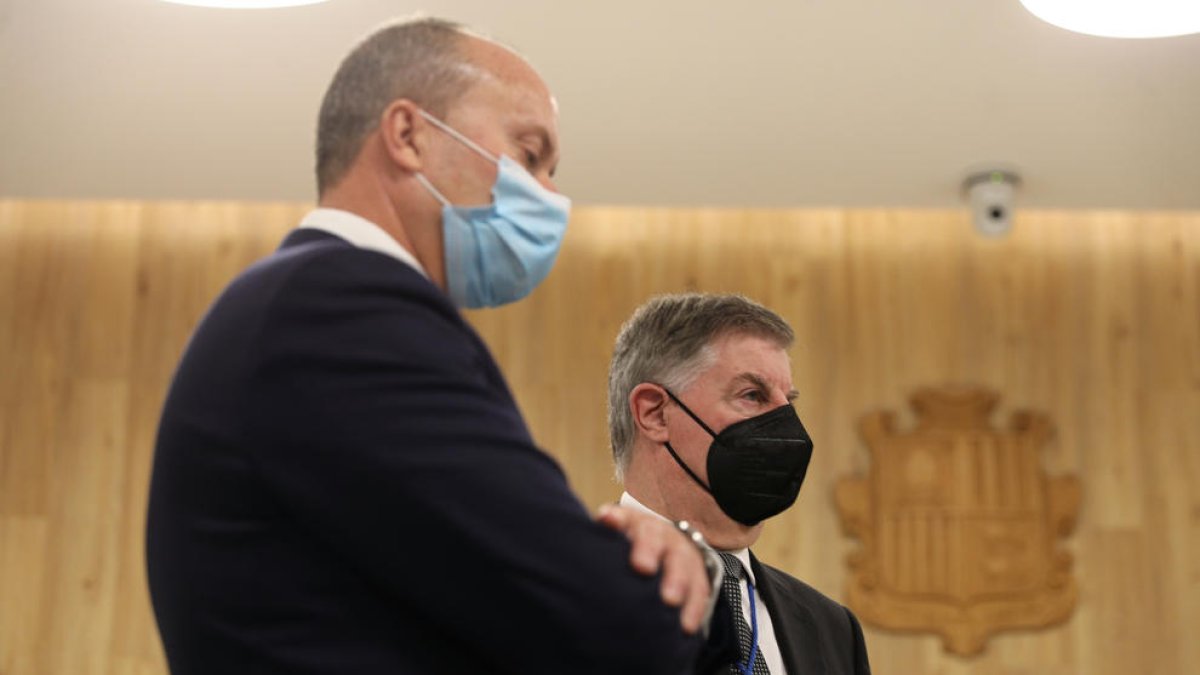 Rossell i Casadevall, en un acte durant la pandèmia, quan el primer liderava el ministeri de Justícia i Interior.