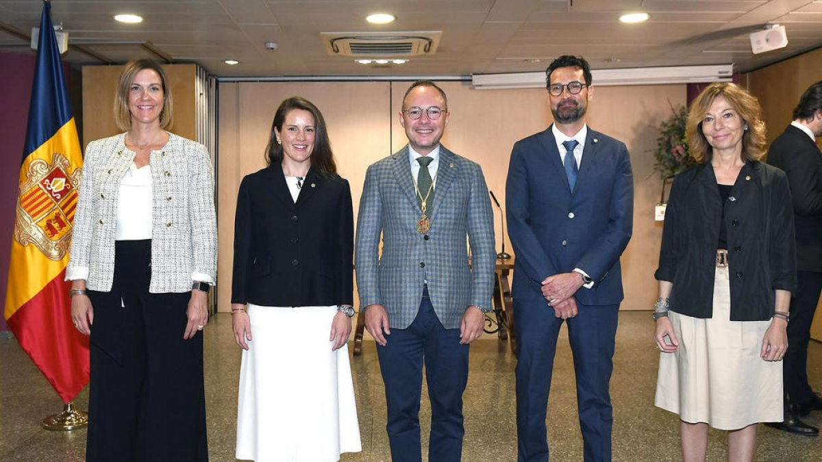 Els nous secretaris d'Estat van jurar ahir el càrrec.