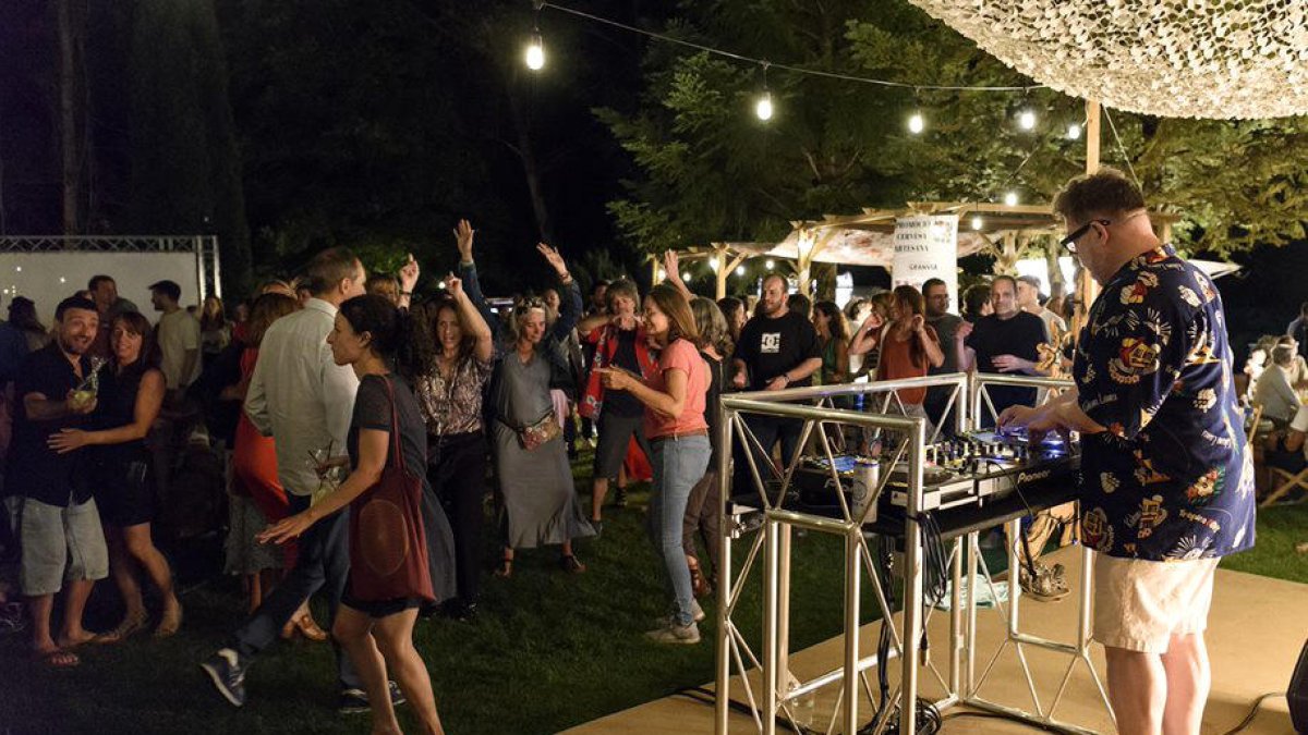 Els djs Miqui Puig i Lisa Rose van protagonitzar els dos espectacles amb més audiència.