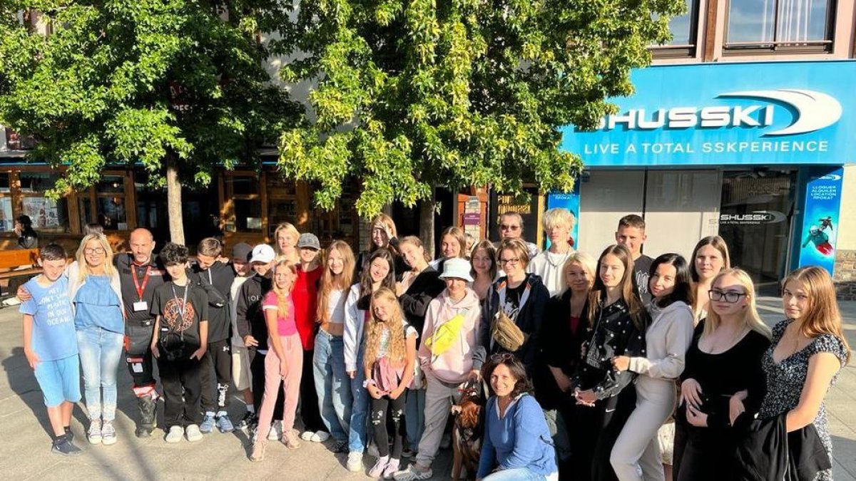 Els campaments internacionals de la Creu Roja han acollit una vintena d'escolars ucraïnesos