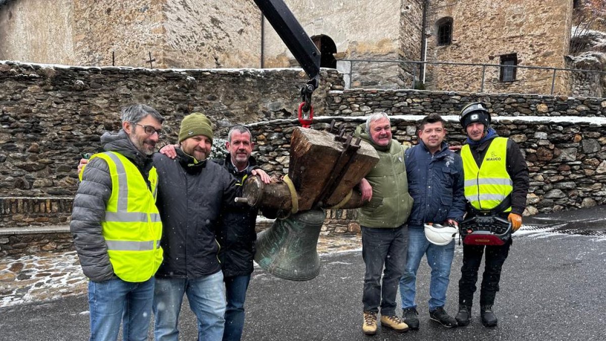 Despenjat de la campana Trencada de Canillo