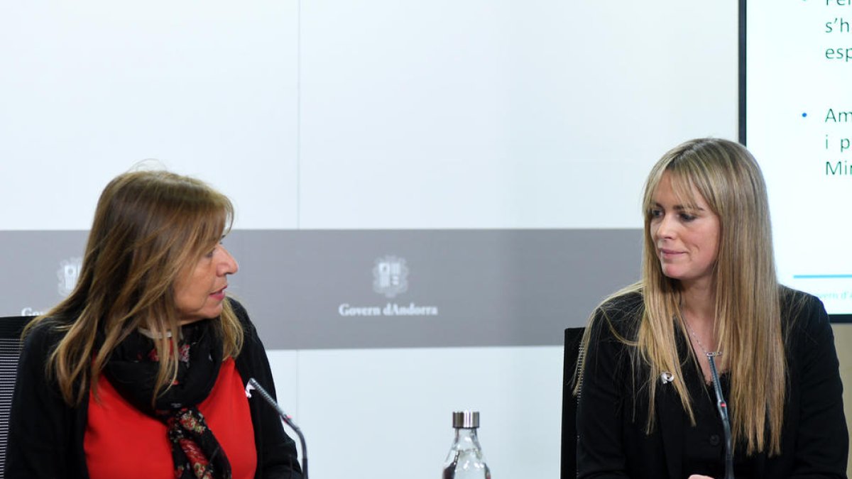 Conxita Marsol i Mariona Cadena han presentat els nous reglaments d'igualtat