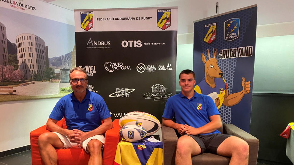 Cerqueda i Casals durant la presentació.