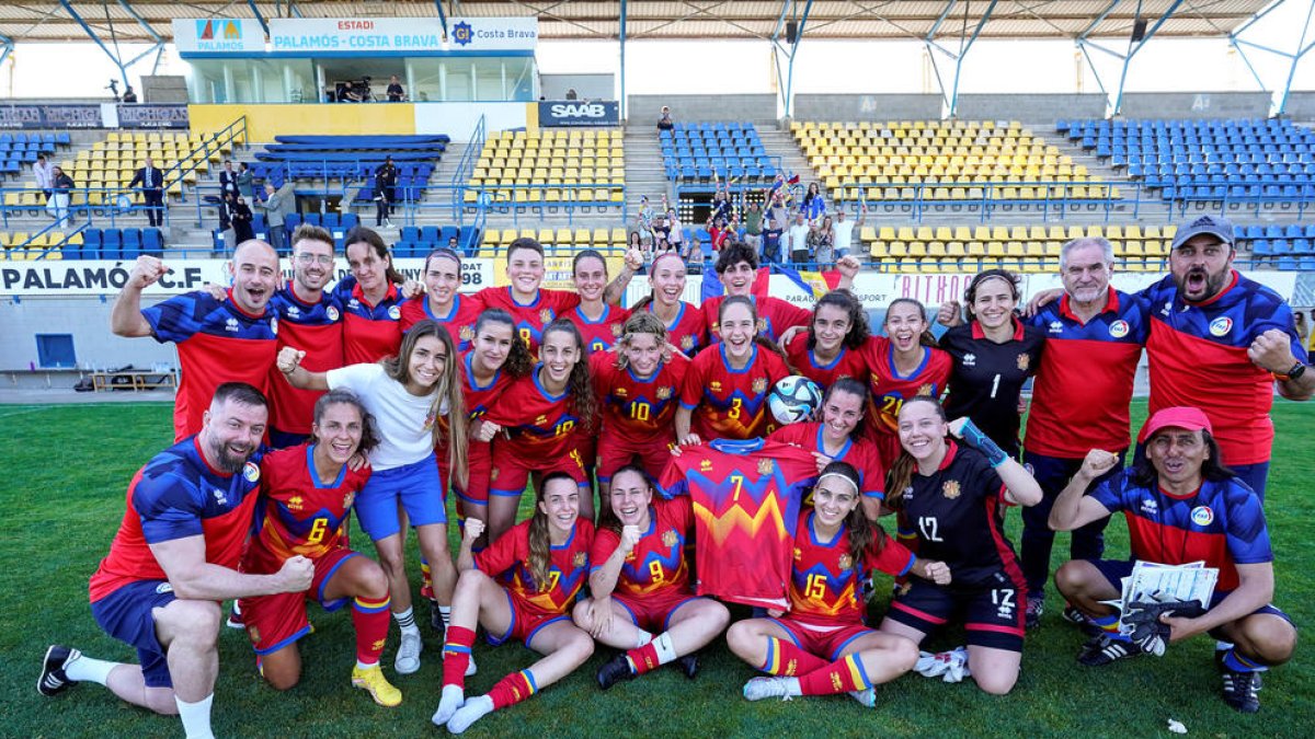 Últim amistós de la selecció femenina.