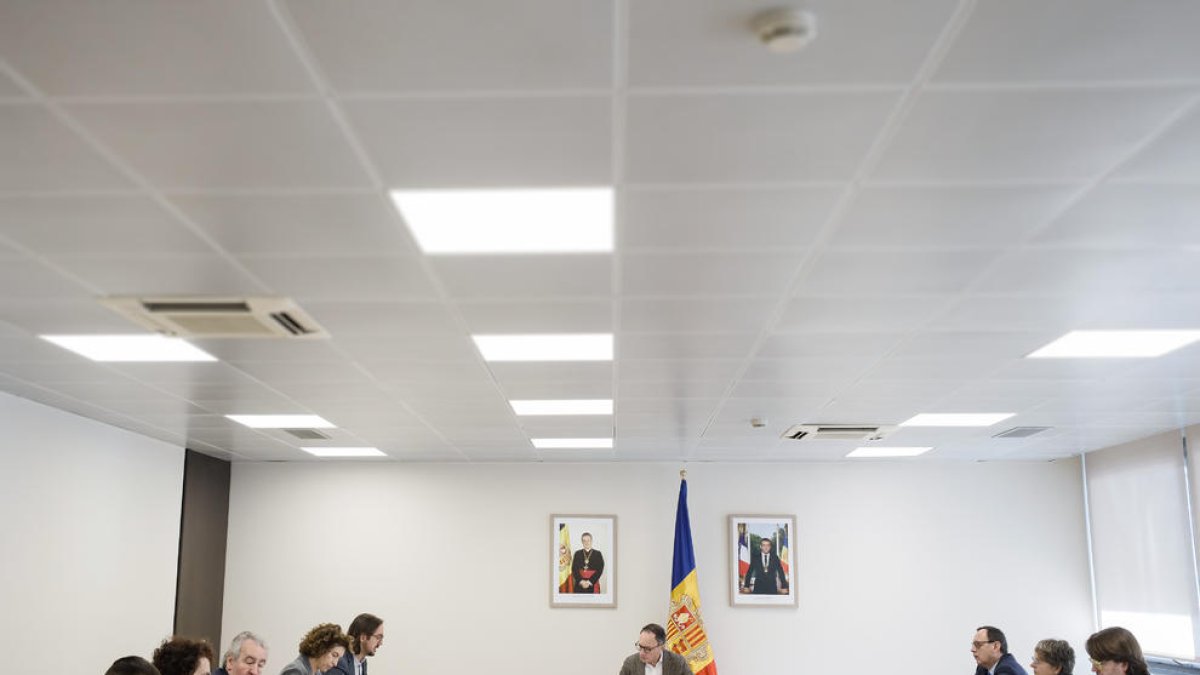 Xavier Espot ha presidit la reunió del pacte d'Estat per l'acord d'associació d'avui