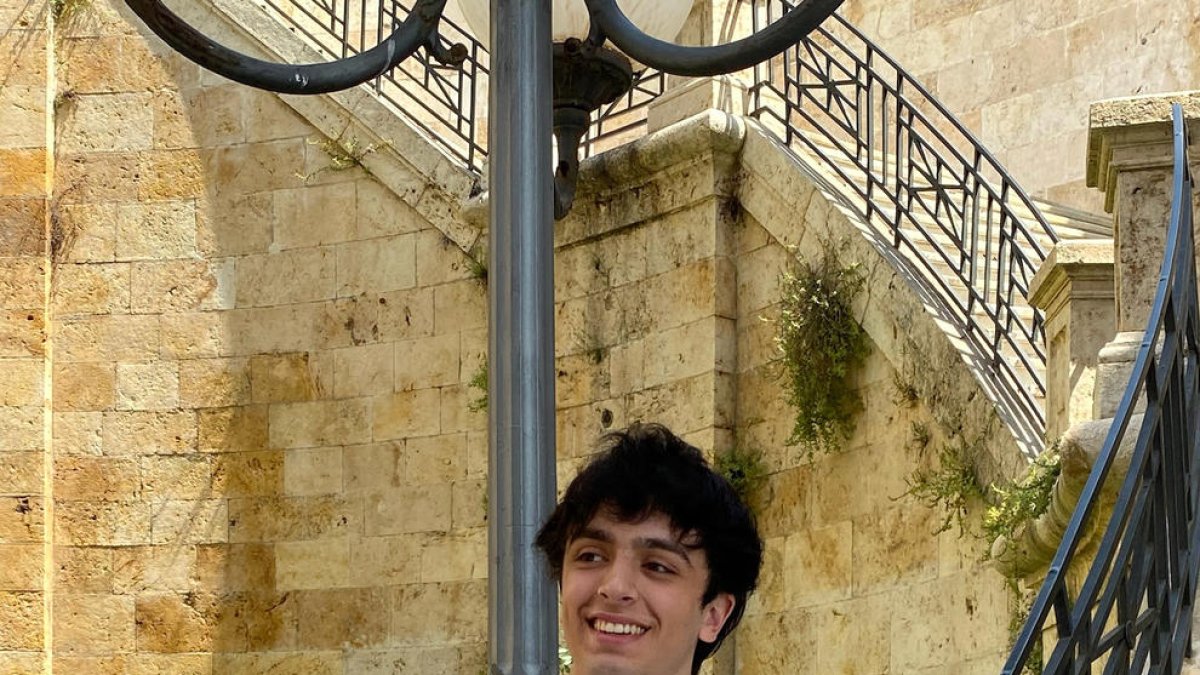 Àlex Farré, Estudiant