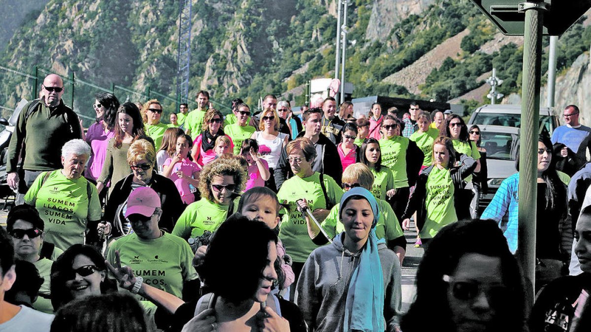 Primera caminada contra el càncer el 2014.