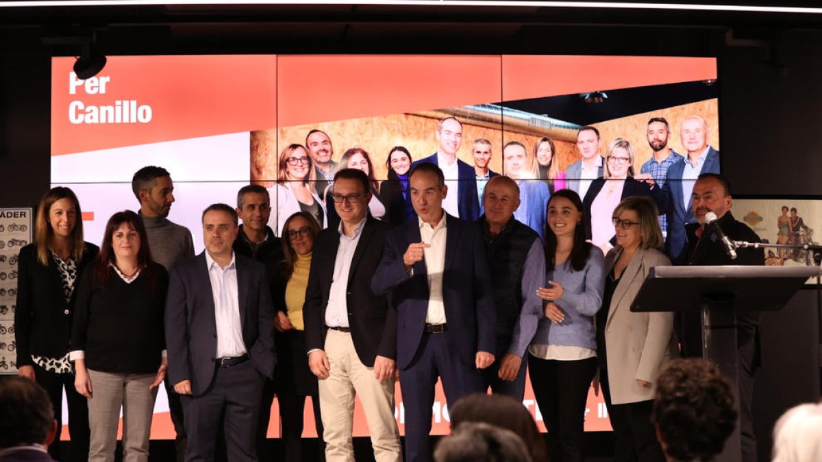 La reunió de poble es va celebrar al Museu de la Moto de Canillo.