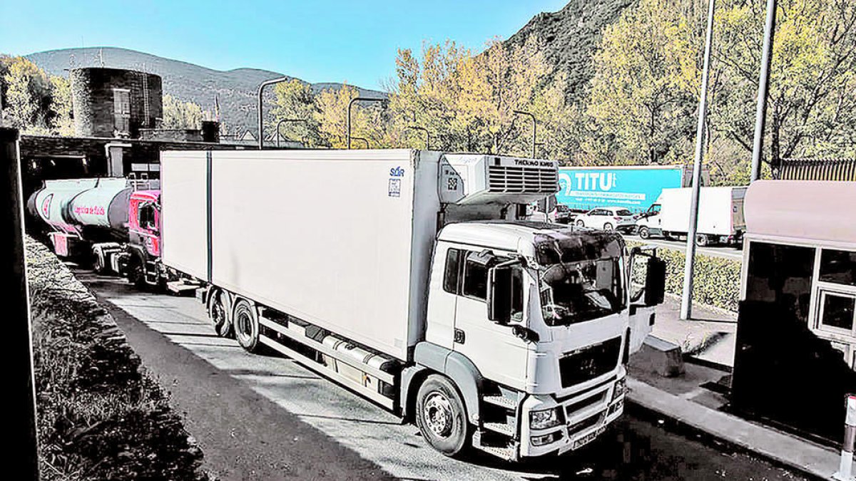 La duana del riu Runer.