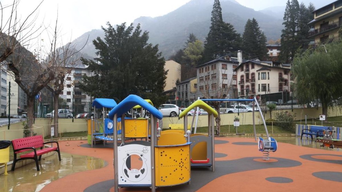Obertura del nou parc infantil