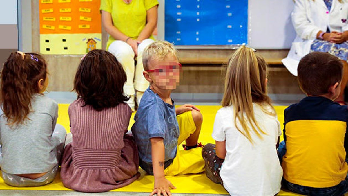 Un grup d'alumnes de maternal.