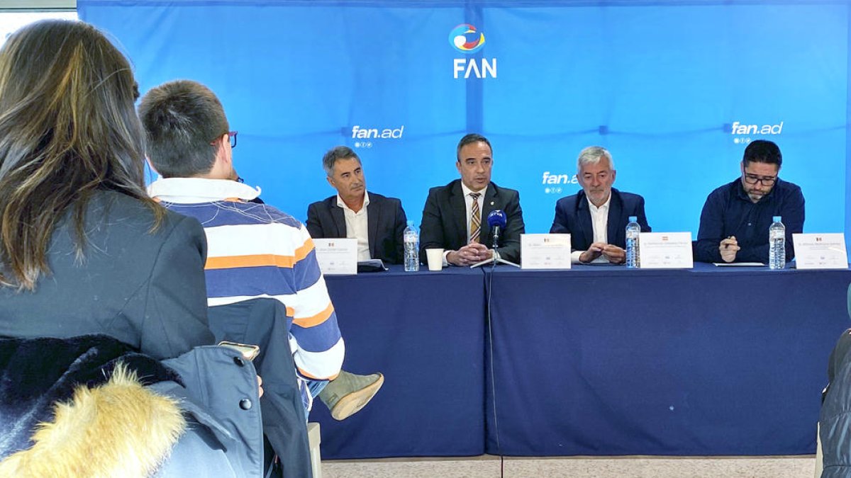 Presentació del projecte 'Nedar és vida'