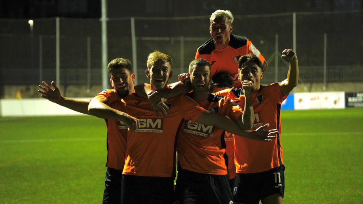 L'Inter celebra el 0 a 2 de Feher.