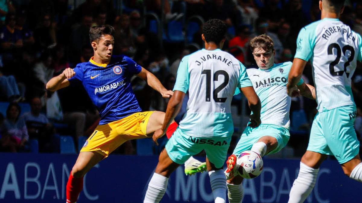 Álvaro Martín, al duel contra l'Sporting.