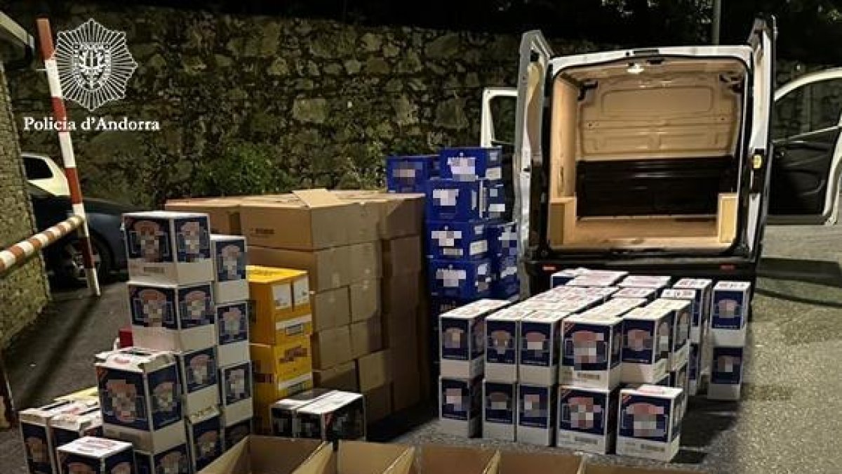 Tabac i begudes alcohòliques comissades per la policia i els duaners