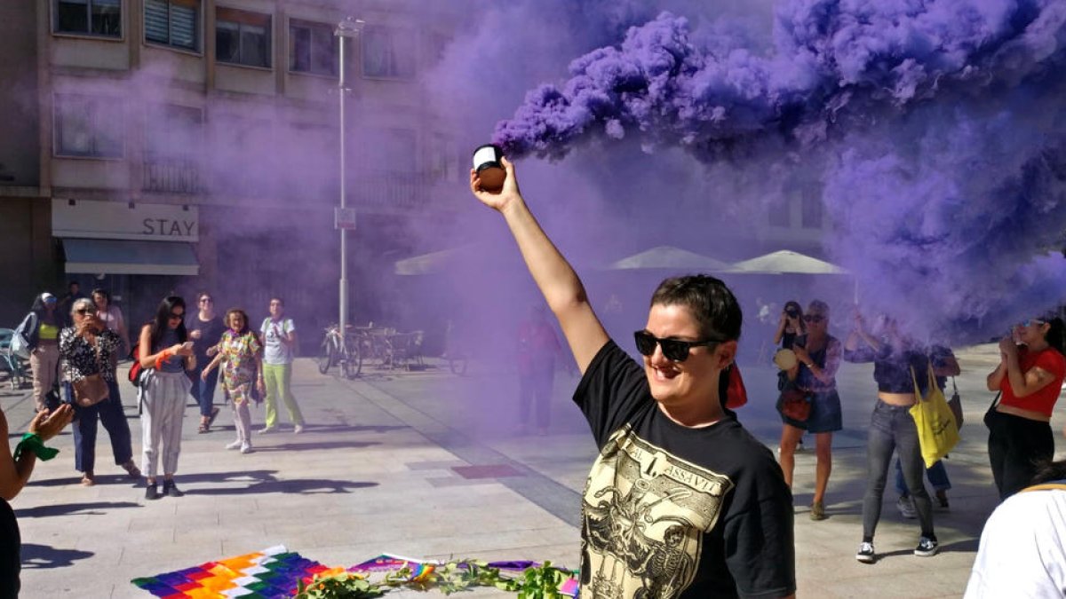Manifestants ahir a la plaça Coprínceps.