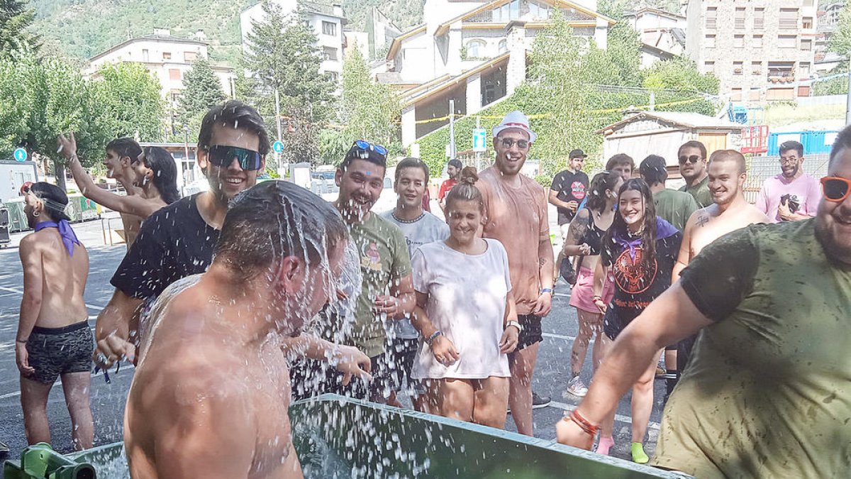 Una de les activitats del 'rally' sorpresa de la festa major d'Encamp.
