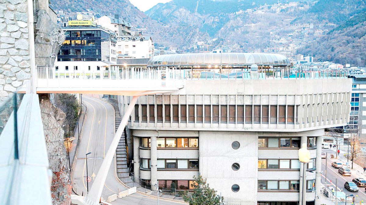 L'edifici administratiu del Govern.