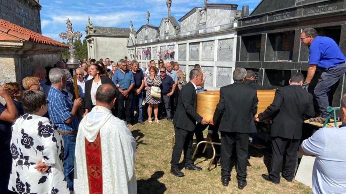 Enterrament de Manuel Donsión.