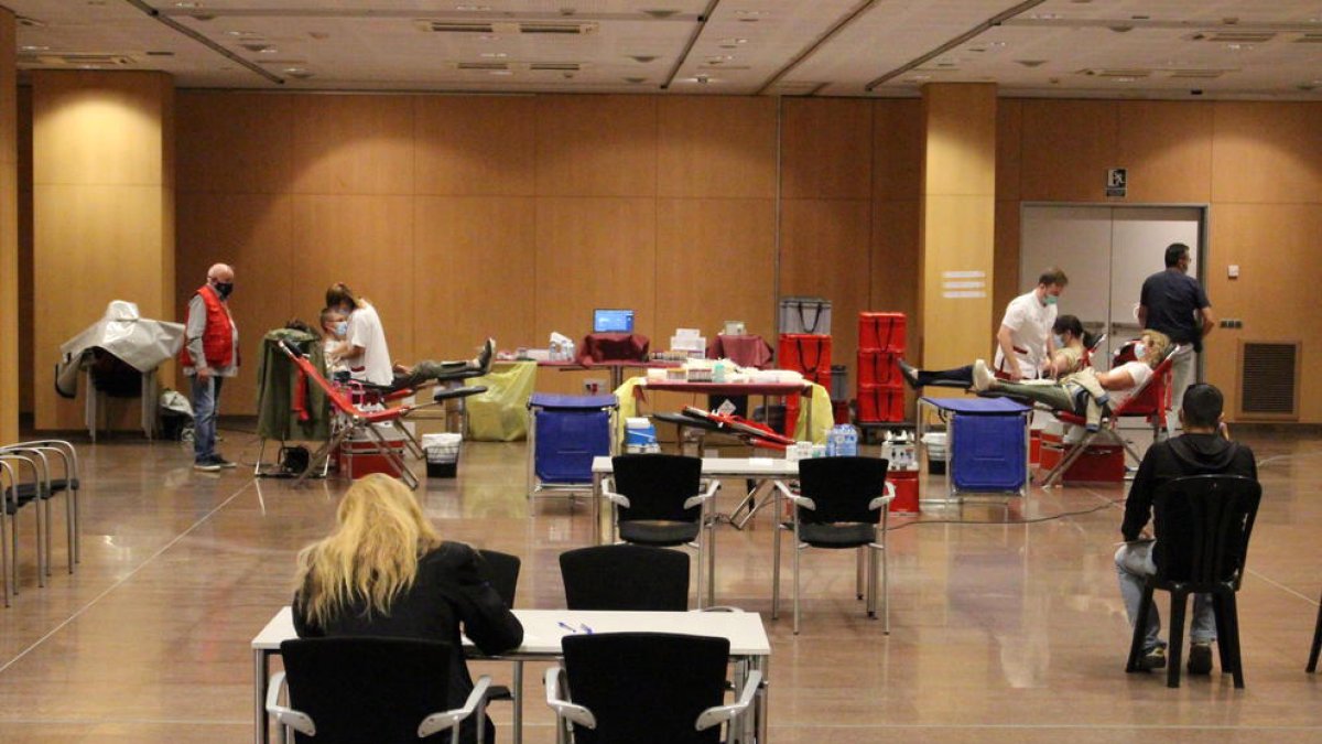 Una de les donacions de sang organitzades per la Creu Roja.
