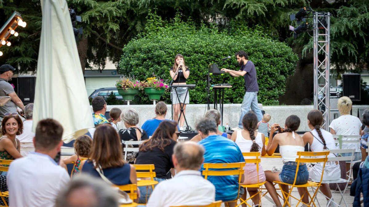 L'actuació de Júlia Amor.