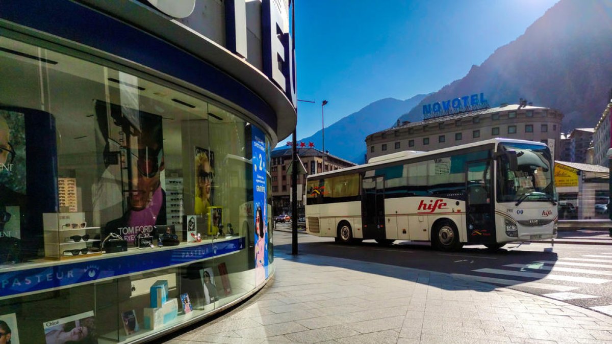 Vehicle d'HIFE, guanyadora de l'autorització