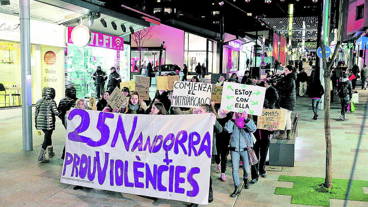 Manifestació en contra de la violència de gènere.
