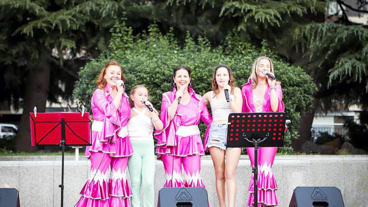 Concert de The Dancing Queens.