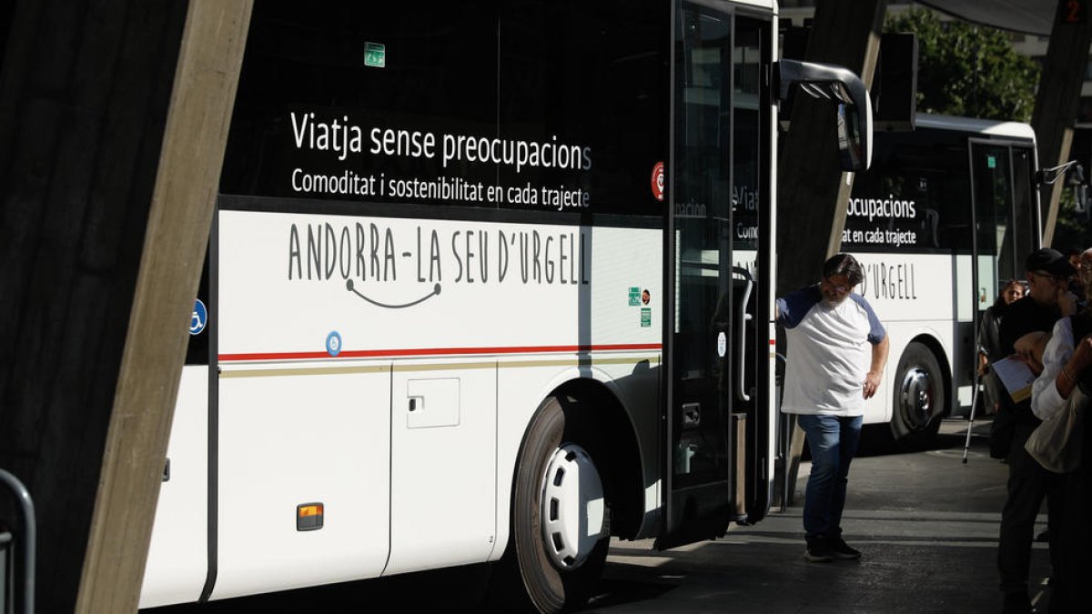 Autobús de la línia Andorra-La Seu