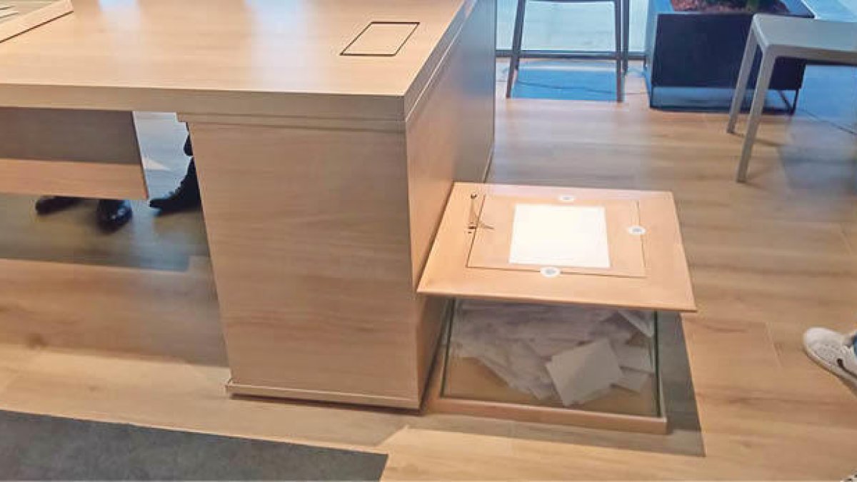 Urna amb el vot judicial de la Massana.