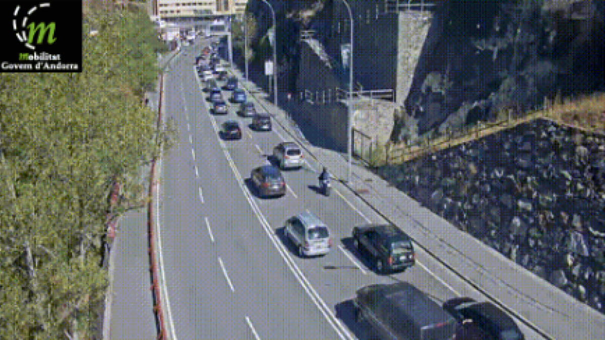 Cues a la General 1, a Sant Julià de Lòria