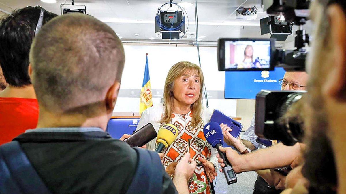Marsol atén els mitjans parlant de la llei de descongelació dels lloguers.