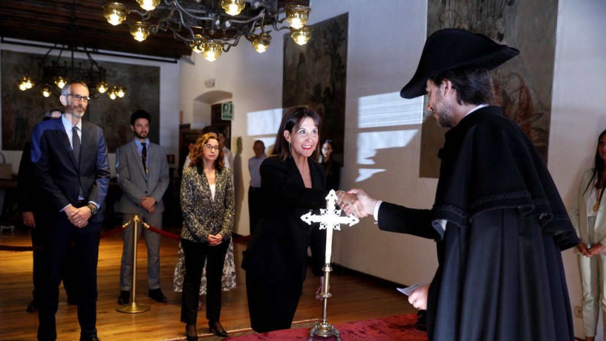 Els designats i Ensenyat.