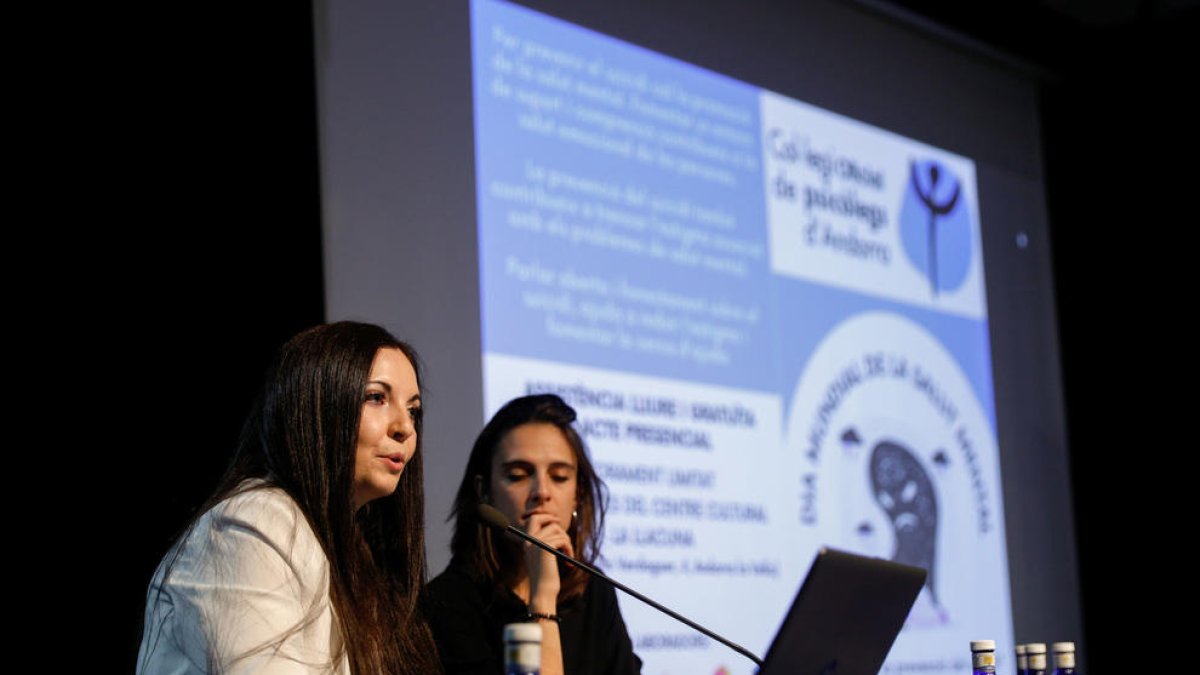Sílvia Palau en la Jornada de la salut mental.