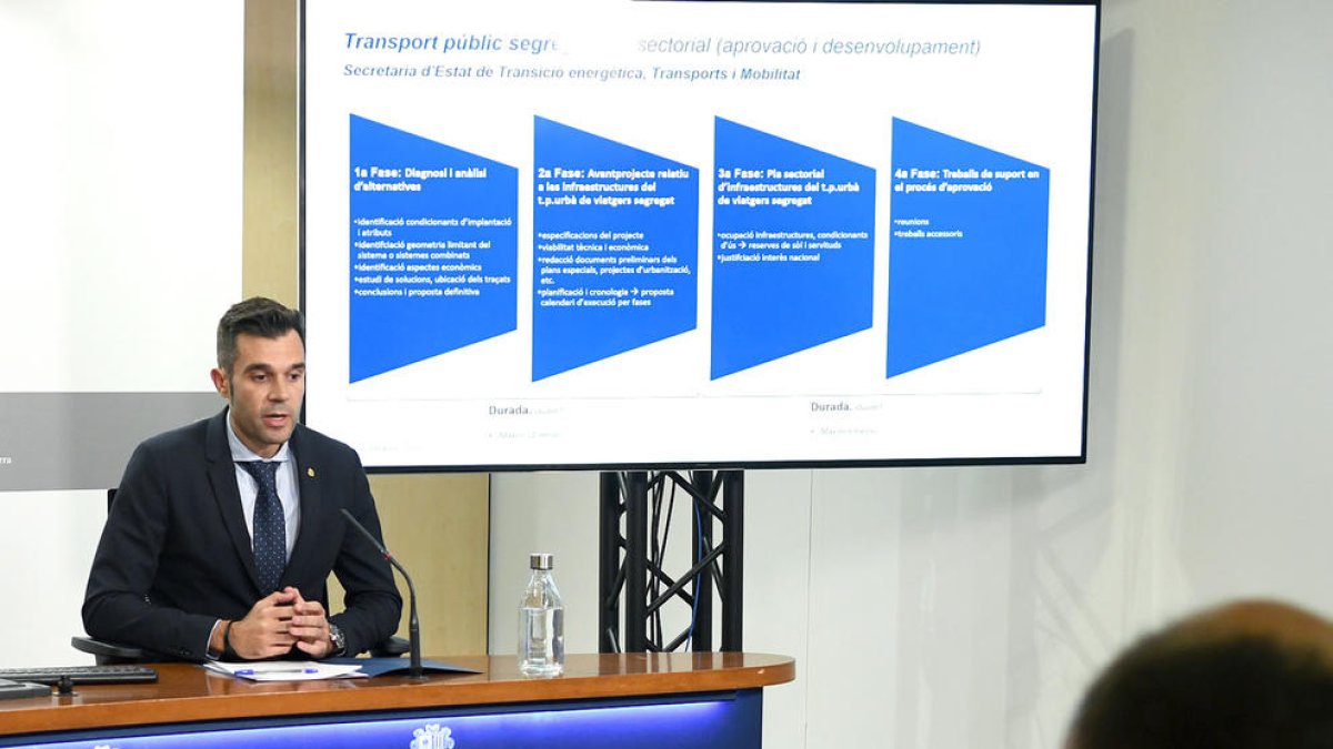 David Forné en la presentació de l'estudi de transport segregat del tramvia