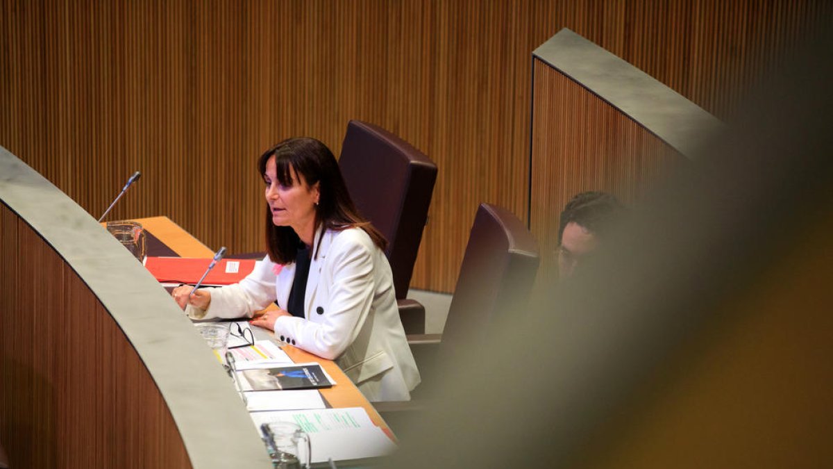 La ministra de Cultura, Mònica Bonell, en la sessio d'ahir a la tarda.